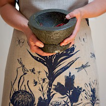 Jellybean Track Wildflowers Apron